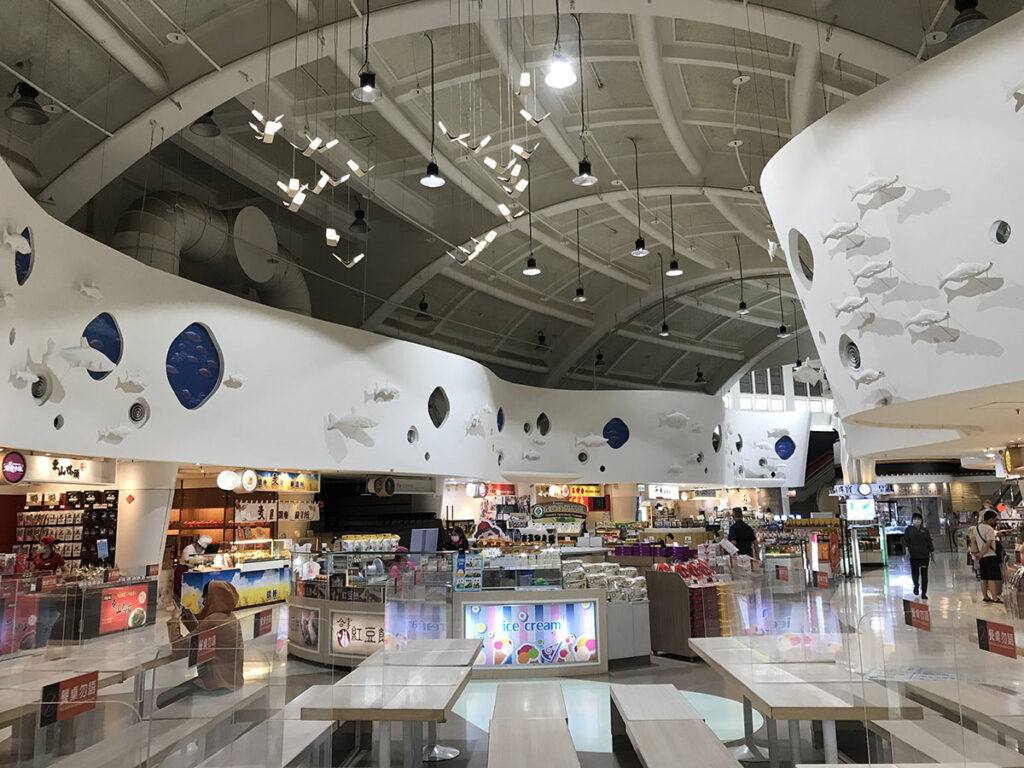 疫情中的東山服務區