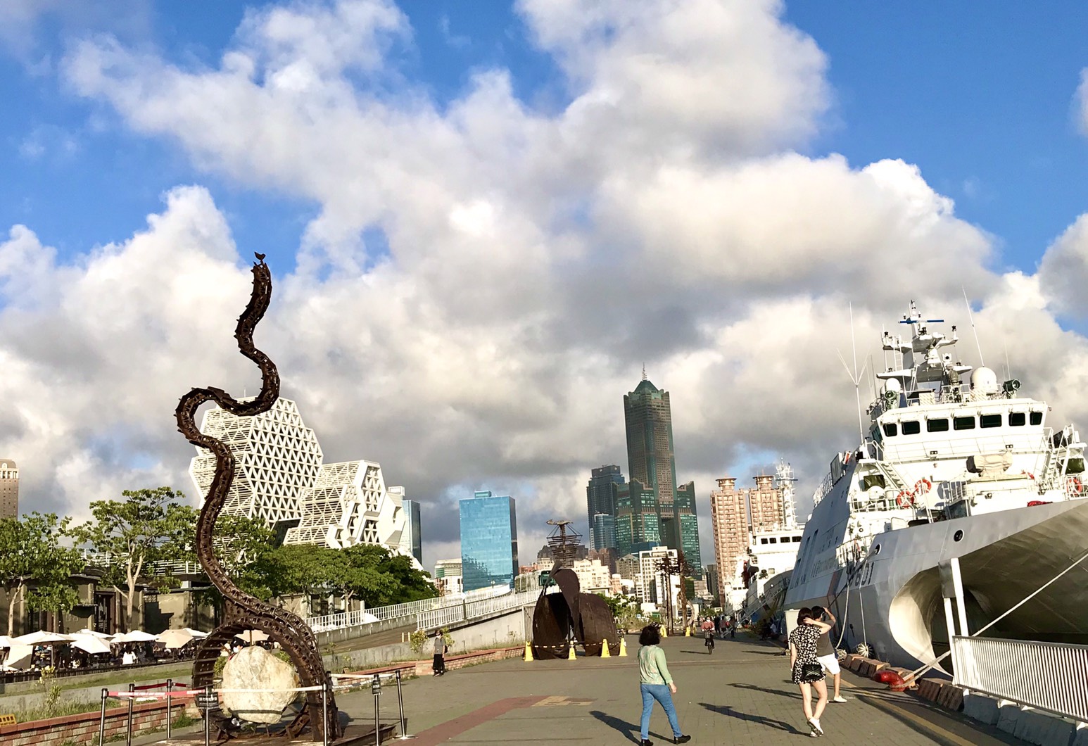 高雄地標大港橋